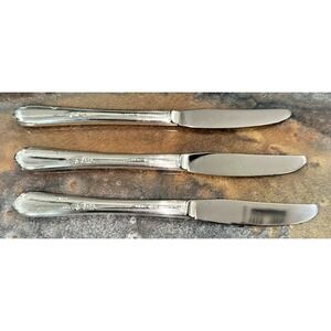 Oneida Meadowbrook Silverplate Grille Knives Set 3pc 1936 Vintage Flatware